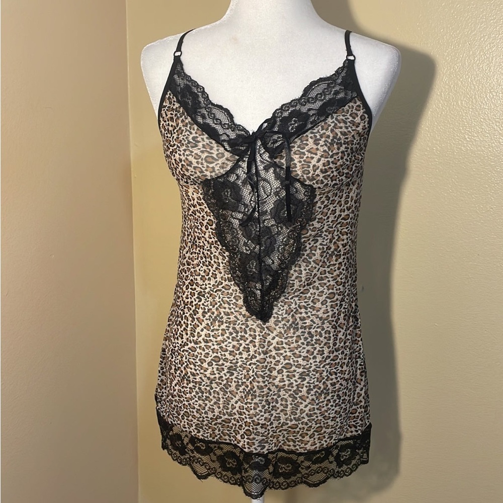 Intimated animal print lace sexi set sleep robe and panty Sz: M